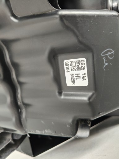 LAMPA FAR DESNA STRANA SUZUKI SX4 S-CROSS 22- FULL LED LAMPA FAR DESNA STRANA SUZUKI SX4 S-CROSS 22- FULL LED