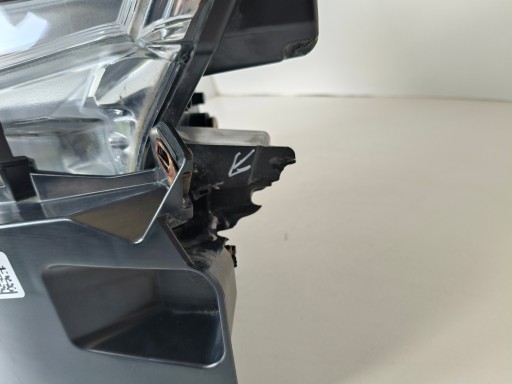 LAMPA FAR LIJEVA STRANA DODGE RAM 19- FULL LED LAMPA FAR LIJEVA STRANA DODGE RAM 19- FULL LED