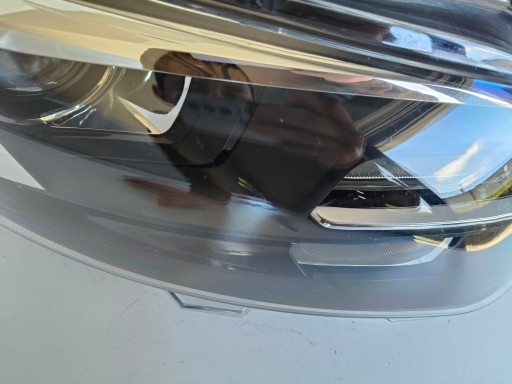 LAMPA FAR DESNA STRANA OPEL ZAFIRA D 19- XENON LAMPA FAR DESNA STRANA OPEL ZAFIRA D 19- XENON