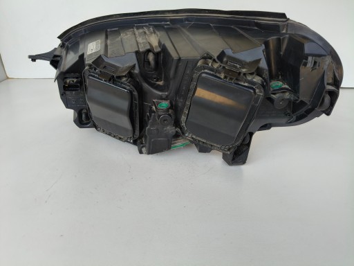 LAMPA FAR DESNA STRANA OPEL ZAFIRA D 19- XENON LAMPA FAR DESNA STRANA OPEL ZAFIRA D 19- XENON