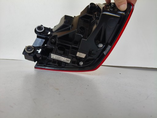 LAMPA FAR LIJEVA STRANA ZADNJA AUDI A1 82A II LED 18-