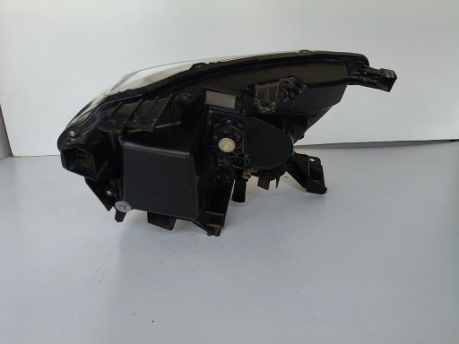 LAMPA FAR LIJEVA STRANA FORD RANGER 19- REDIZAJN FULL LED LAMPA FAR LIJEVA STRANA FORD RANGER 19- REDIZAJN FULL LED