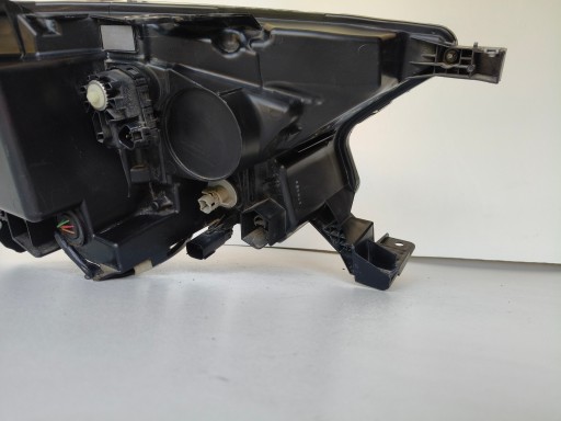LAMPA FAR LIJEVA STRANA FORD RANGER 19- REDIZAJN FULL LED LAMPA FAR LIJEVA STRANA FORD RANGER 19- REDIZAJN FULL LED