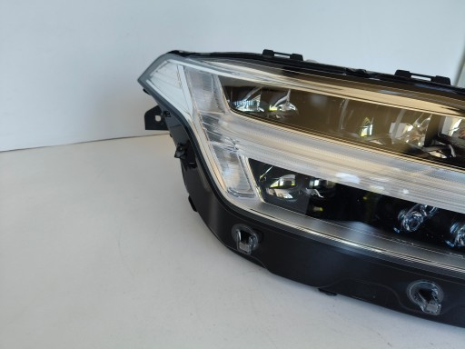 LAMPA FAR DESNA STRANA VOLVO XC90 II 19- REDIZAJN FULL LED ACTIVE HIGH BEAM LAMPA FAR DESNA STRANA VOLVO XC90 II 19- REDIZAJN FULL LED ACTIVE HIGH BEAM