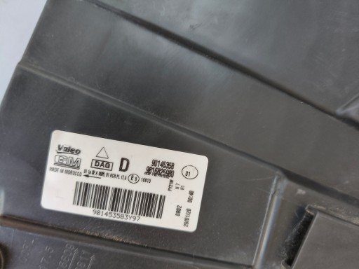 LAMPA FAR DESNA STRANA OPEL COMBO E 18-