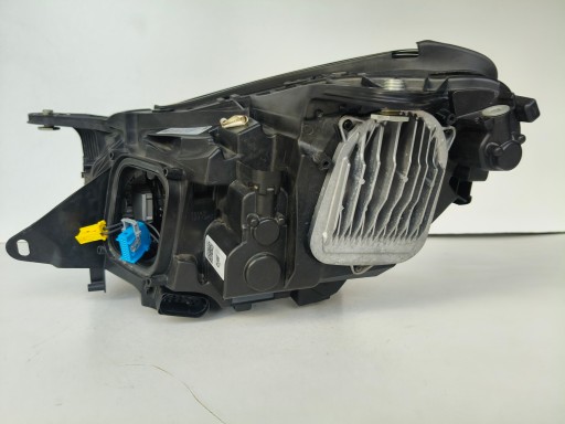 LAMPA FAR DESNA STRANA MERCEDES SLC SLK W172 REDIZAJN FULL LED ILS LAMPA FAR DESNA STRANA MERCEDES SLC SLK W172 REDIZAJN FULL LED ILS