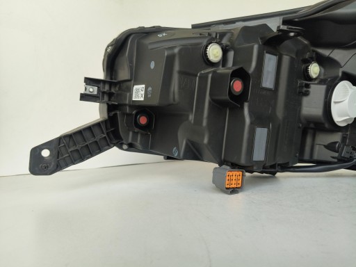 LAMPA FAR DESNA STRANA SUBARU OUTBACK 22- REDIZAJN FULL LED