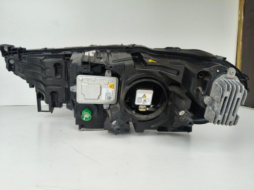 LAMPA FAR DESNA STRANA ALFA ROMEO STELVIO 16- XENON LED