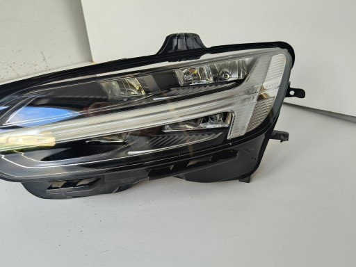 LAMPA FAR LIJEVA STRANA VOLVO V60 S60 III 18- FULL LED MID