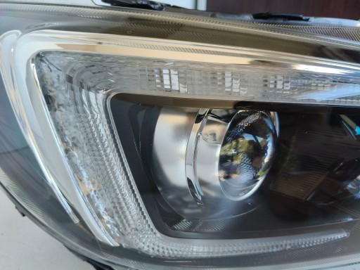 LAMPA FAR DESNA STRANA SUBARU LEVORG 14- LED DARK TAMNA LAMPA FAR DESNA STRANA SUBARU LEVORG 14- LED DARK TAMNA
