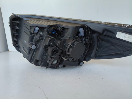LAMPA FAR DESNA STRANA KIA PICANTO III 17- LED LAMPA FAR DESNA STRANA KIA PICANTO III 17- LED