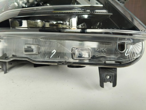 LAMPA FAR DESNA STRANA SEAT ATECA 575 16- FULL LED LAMPA FAR DESNA STRANA SEAT ATECA 575 16- FULL LED