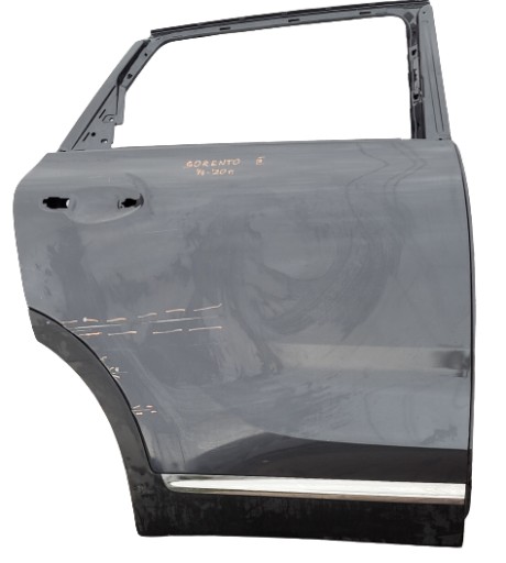 KIA SORENTO 3 III 15-19 VRATA ZADNJI ZADNJA DESNA