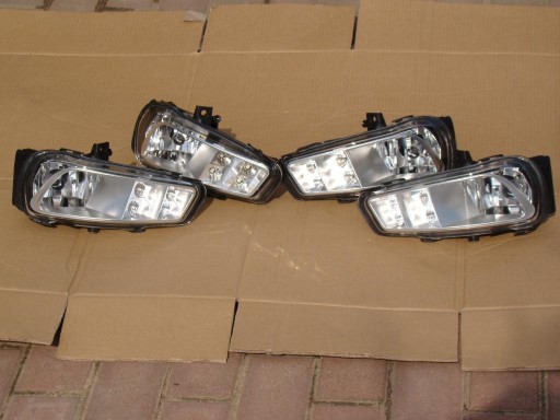 MERCEDES ANTOS MAGLENKA SVIJETLO DANJE LED DESNA STRANA