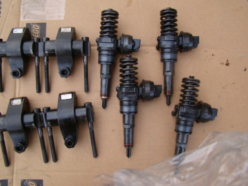 VW 1.9 TDI POMPO INJEKTORI INJEKTORIWACZE 038130073AG