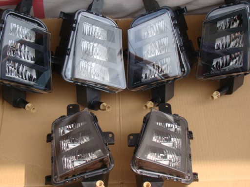 VW GOLF VII REDIZAJN 17-20 GTI MAGLENKA LED DESNA STRANA LIJEVA