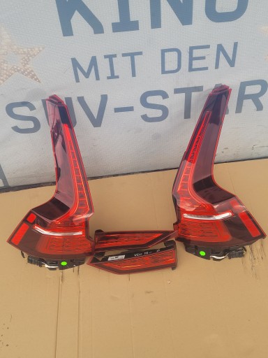 VOLVO V60 18-22 KOMPLET FAROVA LED 4SZT. ZADNJI