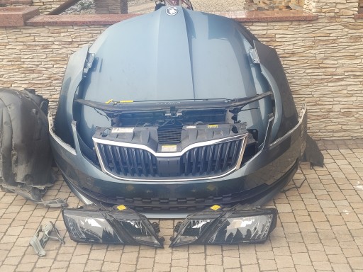 SKODA OCTAVIA 3 17-19 REDIZAJN PREDNJA STRANA HAUBA BRANIK VEZNI LIM
