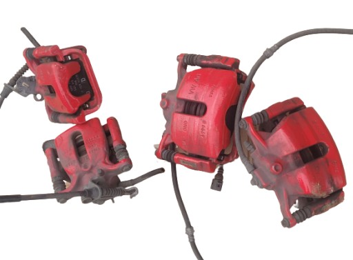 SKODA OCTAVIA 3 VRS RS KOMPLET KOČIONE ČELJUSTI