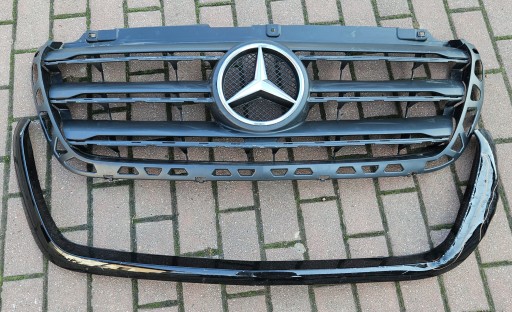 MERCEDES SPRINTER W910 W907 MASKA HLADNJAKA A9108852700