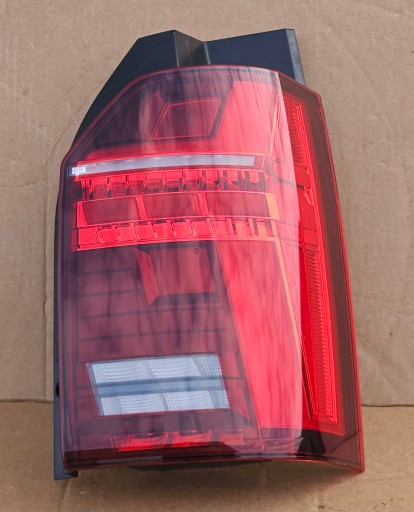 VW T6 MULTIVAN REDIZAJN 19-23 LAMPA FAR ZADNJI DESNA STRANA LED 7LA945208