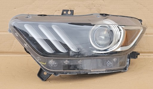 FORD MUSTANG VI 14-16 LAMPA FAR LIJEVA STRANA XENON LED EUROPA FR3B-13006-C