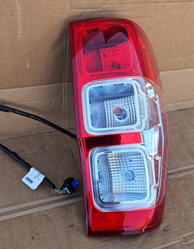 FORD RANGER 11-15 LAMPA FAR DESNA STRANA ZADNJI ZADNJA DB39-13404