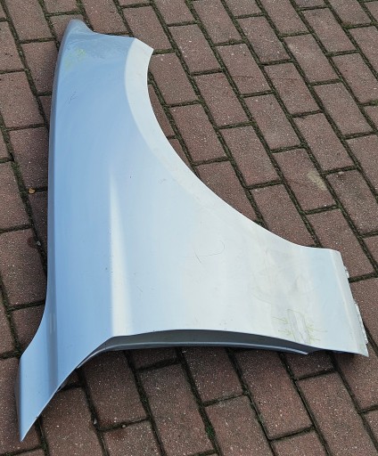 BMW SERIJE 1 F20 F21 BLATOBRAN DESNA STRANA BMW SERIJE 1 F20 F21 BLATOBRAN DESNA STRANA
