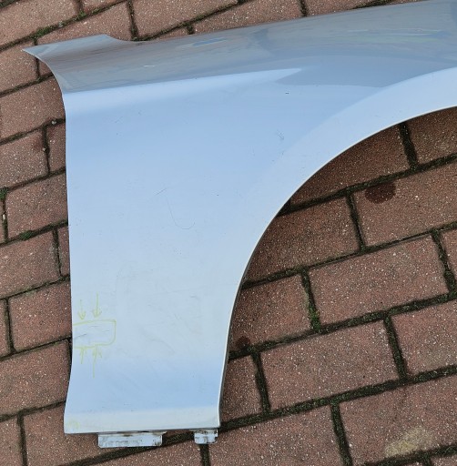 BMW SERIJE 1 F20 F21 BLATOBRAN DESNA STRANA BMW SERIJE 1 F20 F21 BLATOBRAN DESNA STRANA