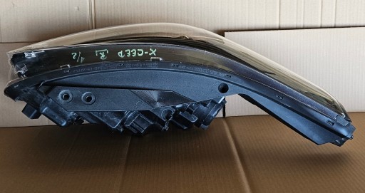 KIA X-CEED XCEED III 19-22 FAR LAMPA LIJEVA STRANA + DESNA