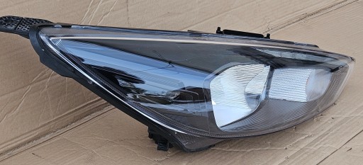 FORD FOCUS MK3 REDIZAJN 14-18 LAMPA FAR DESNA STRANA F1EB-13W029-A