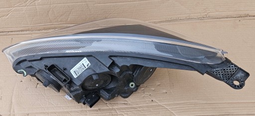 FORD FOCUS MK3 REDIZAJN 14-18 LAMPA FAR DESNA STRANA F1EB-13W029-A