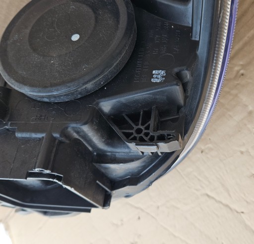 FORD FOCUS MK3 REDIZAJN 14-18 LAMPA FAR DESNA STRANA F1EB-13W029-A