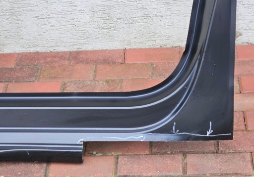 VW MULTIVAN 7T GOLI PRAG OPLATA LIJEVA PREDNJA STRANA 7T0810101A