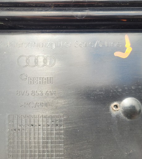 AUDI A3 8V SPORTBACK S-LINE MASKA 8V5853651