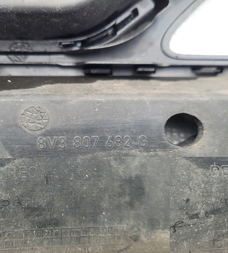 AUDI A3 8V SPORTBACK S-LINE MASKA 8V5853651