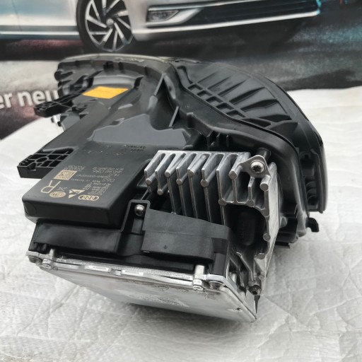 AUDI A8 S8 D5 LAMPA FAR LED LASER DESNA STRANA 4N0941086