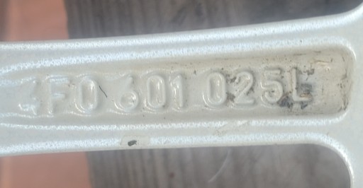 AUDI A6 C6 ALU FELGA 19CALI 4F0601025L