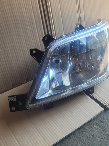 MERCEDES SPRINTER 02-06 LAMPA FAR LIJEVA STRANA NOVO