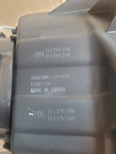 MERCEDES SPRINTER 02-06 LAMPA FAR LIJEVA STRANA NOVO