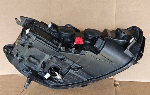 AUDI A6 C7 4G0 LAMPA FAR LIJEVA STRANA BI XENON NIESKRĘTNA