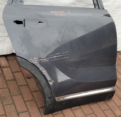 KIA SORENTO 3 III 15-19 VRATA ZADNJI ZADNJA DESNA