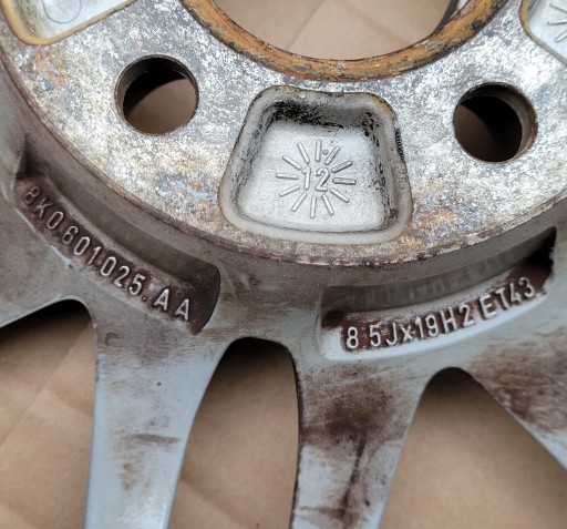 AUDI A4 B8 4K0 A6 C6 4F0 ALU FELGA 8,5JX19 ET43
