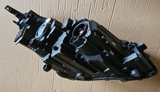 FORD KUGA MK3 19-24 LAMPA FAR Z LED LV4B-13W030-AK