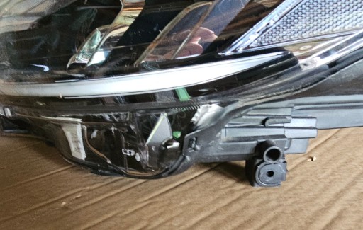 FORD KUGA MK3 19-24 LAMPA FAR Z LED LV4B-13W030-AK