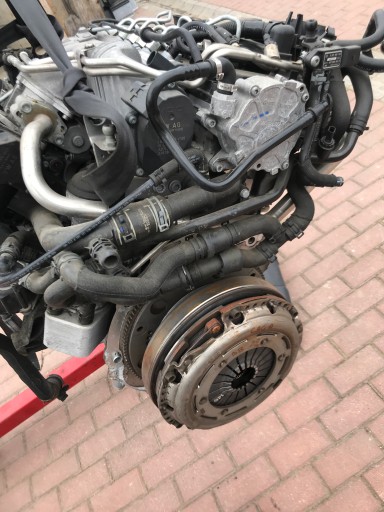 AUDI A4 B8 2.0 TDI CAGA CAG 143KM MOTOR