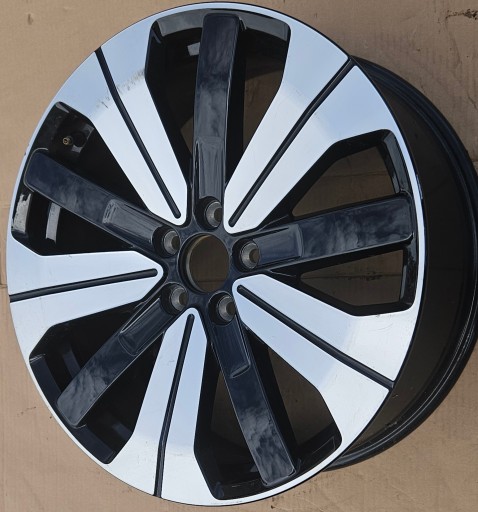 VOLVO XC40 ALU FELGA 19X7.5J ET50,5 32358728