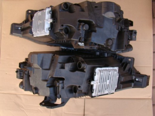 VOLVO XC60 17-20 LAMPA FAR FULL LED DESNA STRANA