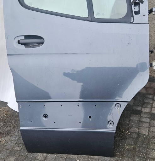 MERCEDES SPRINTER W907 18-25 VRATA DESNA  PREDNJA STRANA