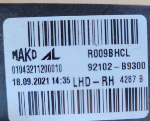 HYUNDAI I10 II LAMPA FAR DESNA STRANA 92102B9300 KOMPLETNA